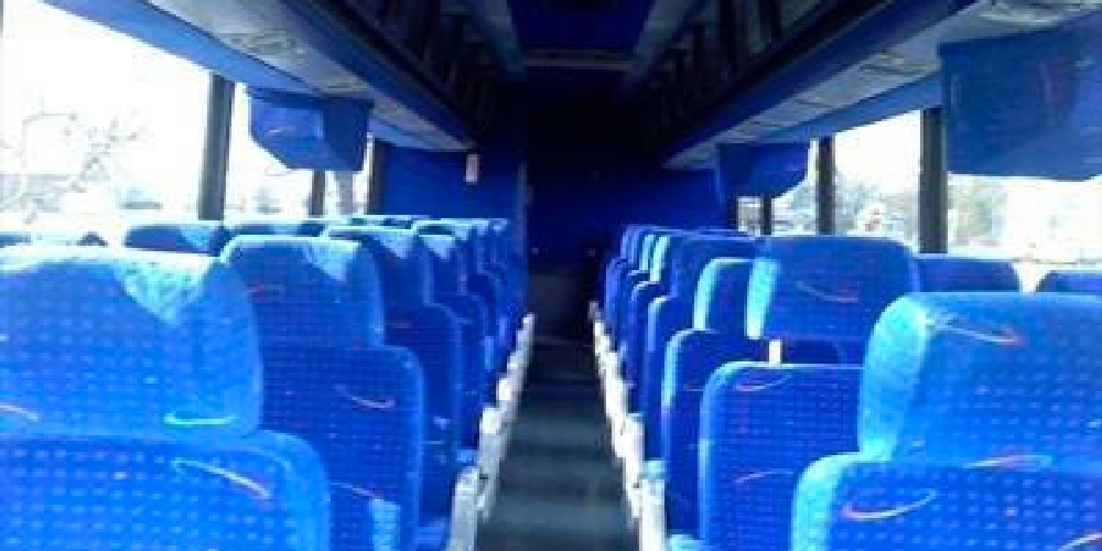 07-coach-bus